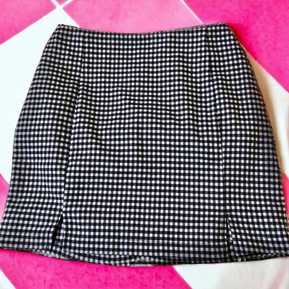 Eyeshadow Short Skirt Checks Plaid A-Line Vented - Picture 4 of 8